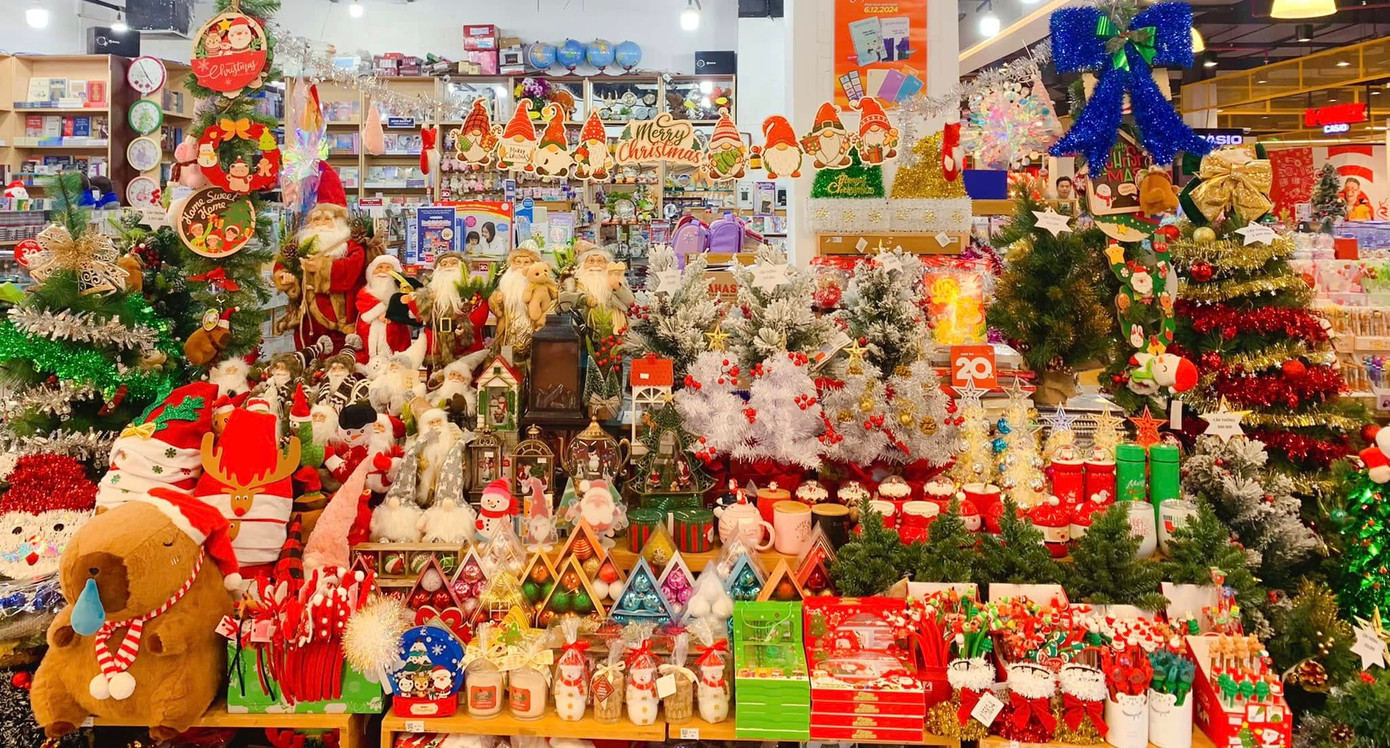 Ảnh: Nhà sách Fahasa Tân Hiệp.