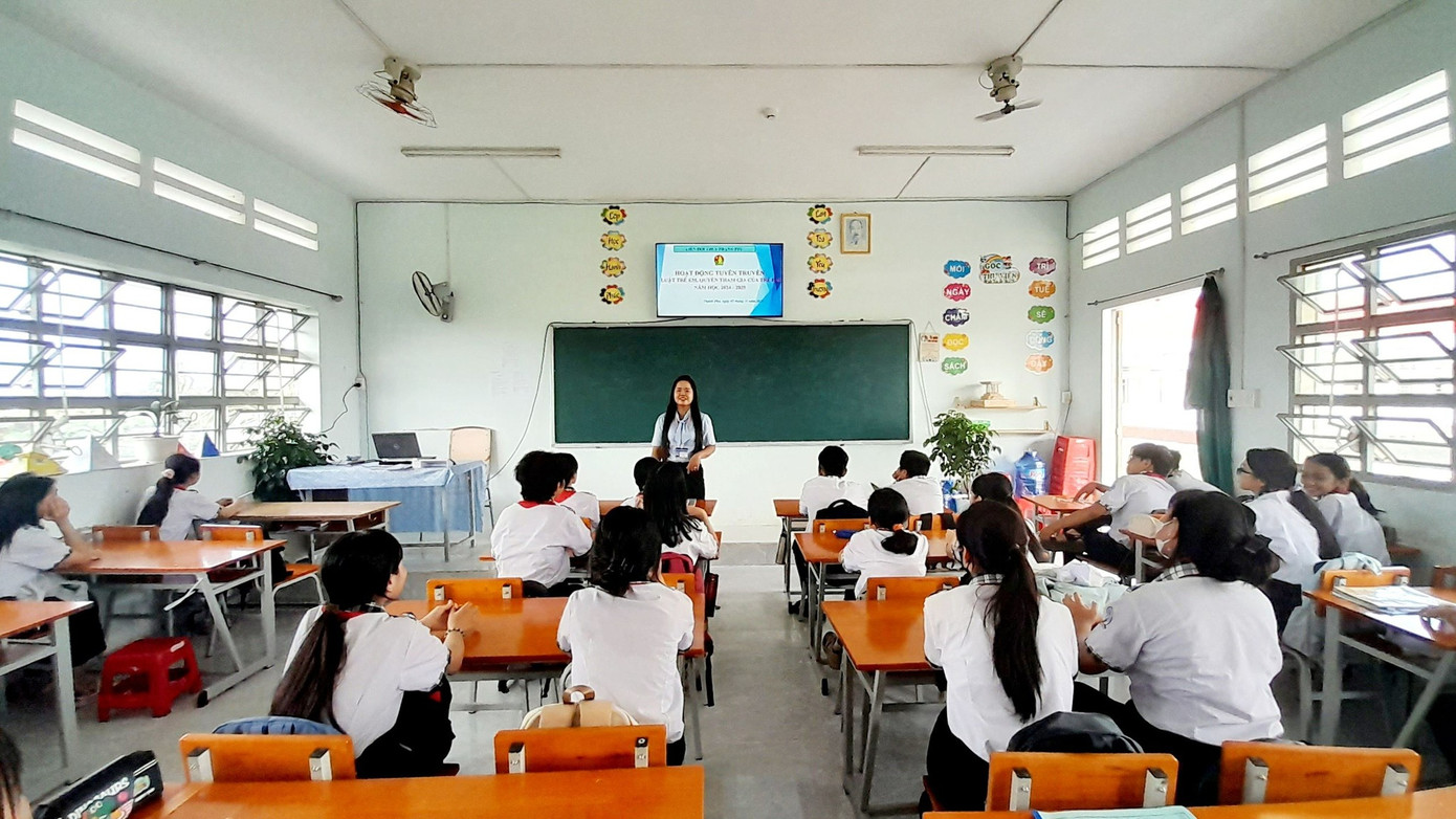 Ảnh: Liên đội Trường THCS Thạnh Phú