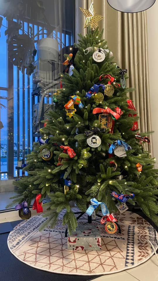 Những cây thông "thể thao" này không chỉ gây ấn tượng với cộng đồng mạng mà còn đem đến nguồn động lực và truyền cảm hứng vận động đến cộng đồng. Ảnh: Trang Q. Nguyen