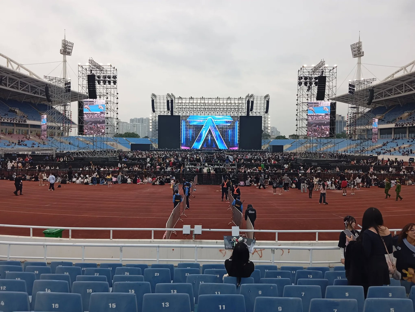 CAT 1C được fan "rất yêu". CAT 1C được fan "rất yêu".