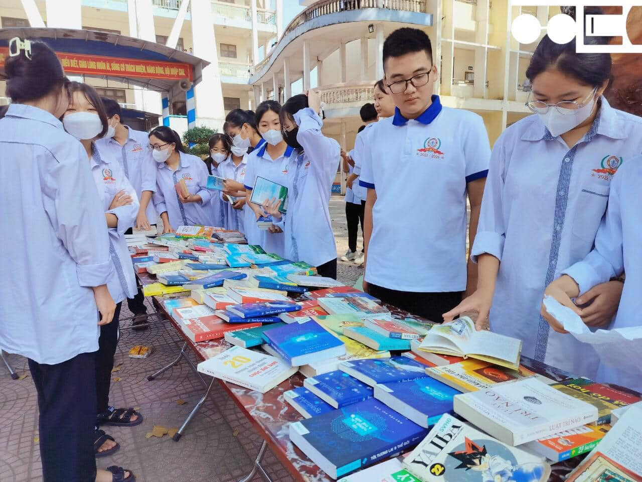 Ảnh: Trường THPT Yên Phong số 1 Ảnh: Trường THPT Yên Phong số 1