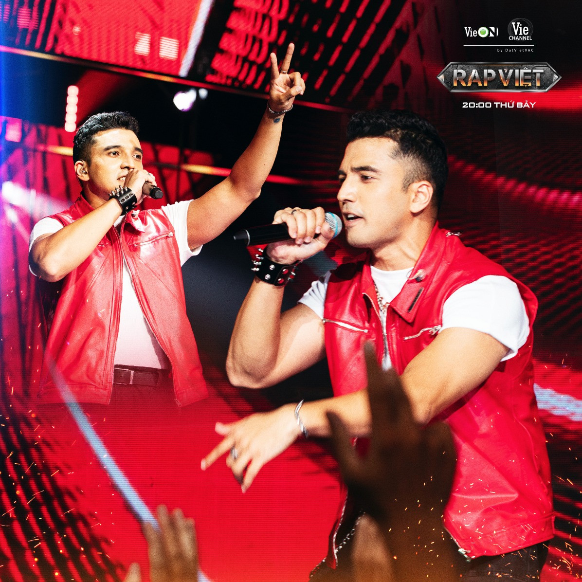 Quân Lee nhận về đánh giá cao từ Thái VG, Karik cho rằng học trò HLV BigDaddy là một thí sinh "nặng ký", sẽ khiến các đội còn lại phải dè chừng. Quân Lee nhận về đánh giá cao từ Thái VG, Karik cho rằng học trò HLV BigDaddy là một thí sinh "nặng ký", sẽ khiến các đội còn lại phải dè chừng.