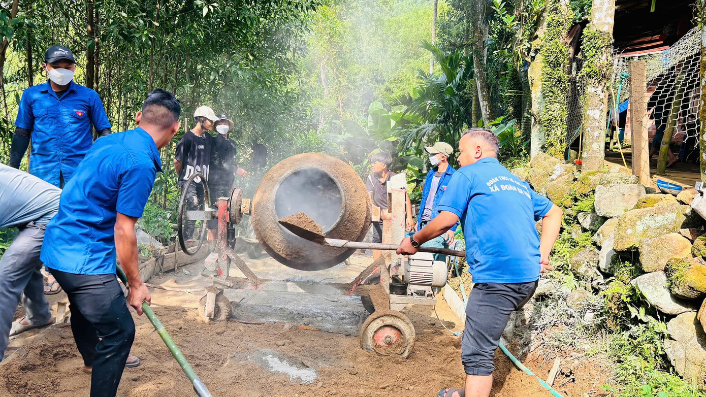 Ảnh: Tuổi trẻ huyện Ba Tơ