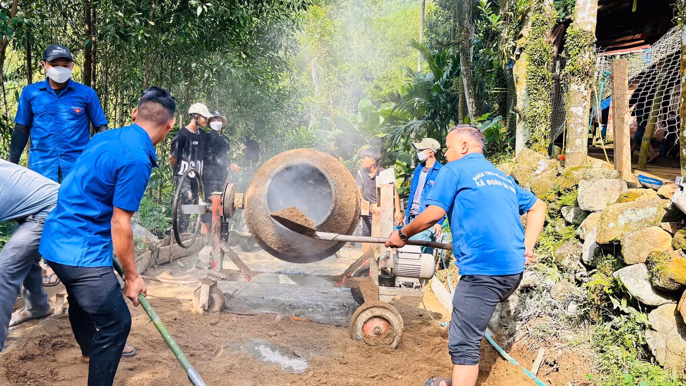 Ảnh: Tuổi trẻ huyện Ba Tơ