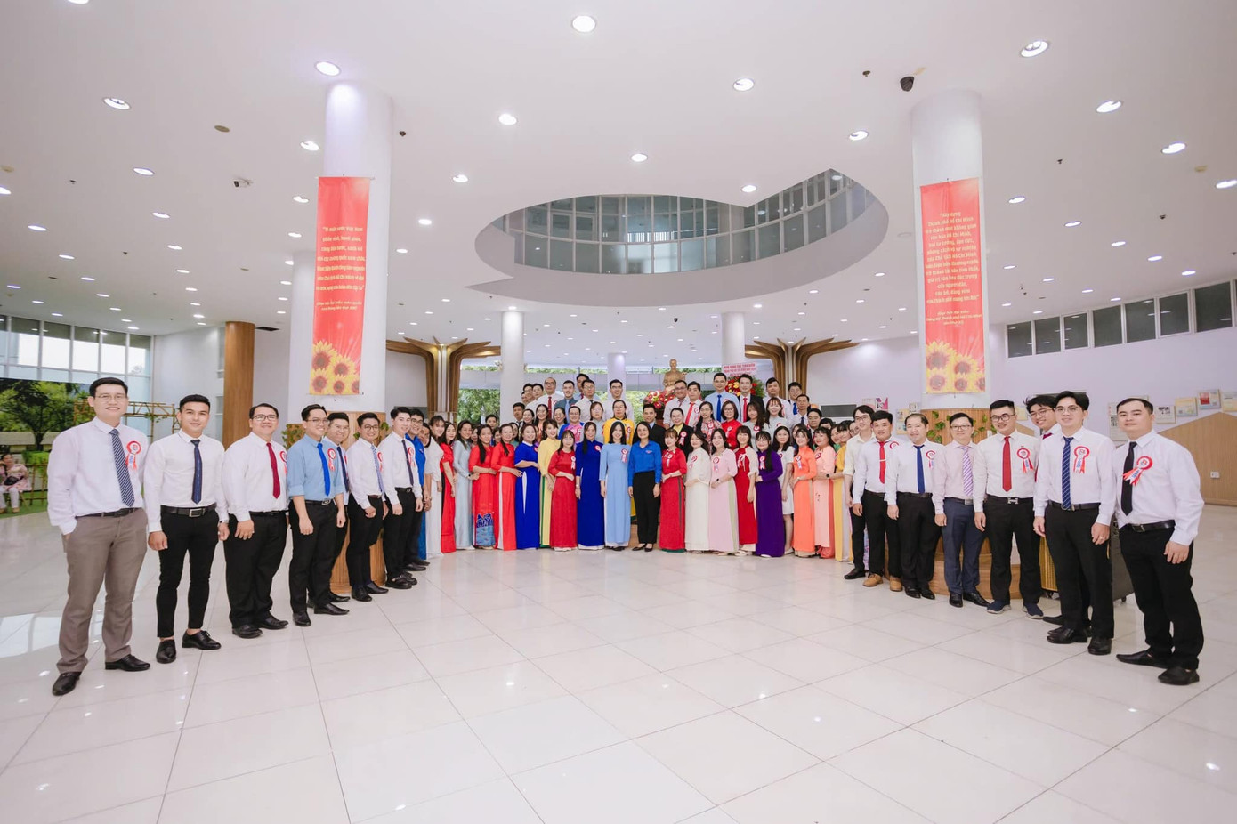 Ảnh: Thành Đoàn TP. Hồ Chí Minh. Ảnh: Thành Đoàn TP. Hồ Chí Minh.