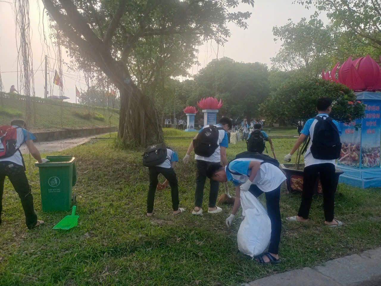 Ảnh: CLB truyền thông - Trường THPT Phạm Quang Thẩm Ảnh: CLB truyền thông - Trường THPT Phạm Quang Thẩm