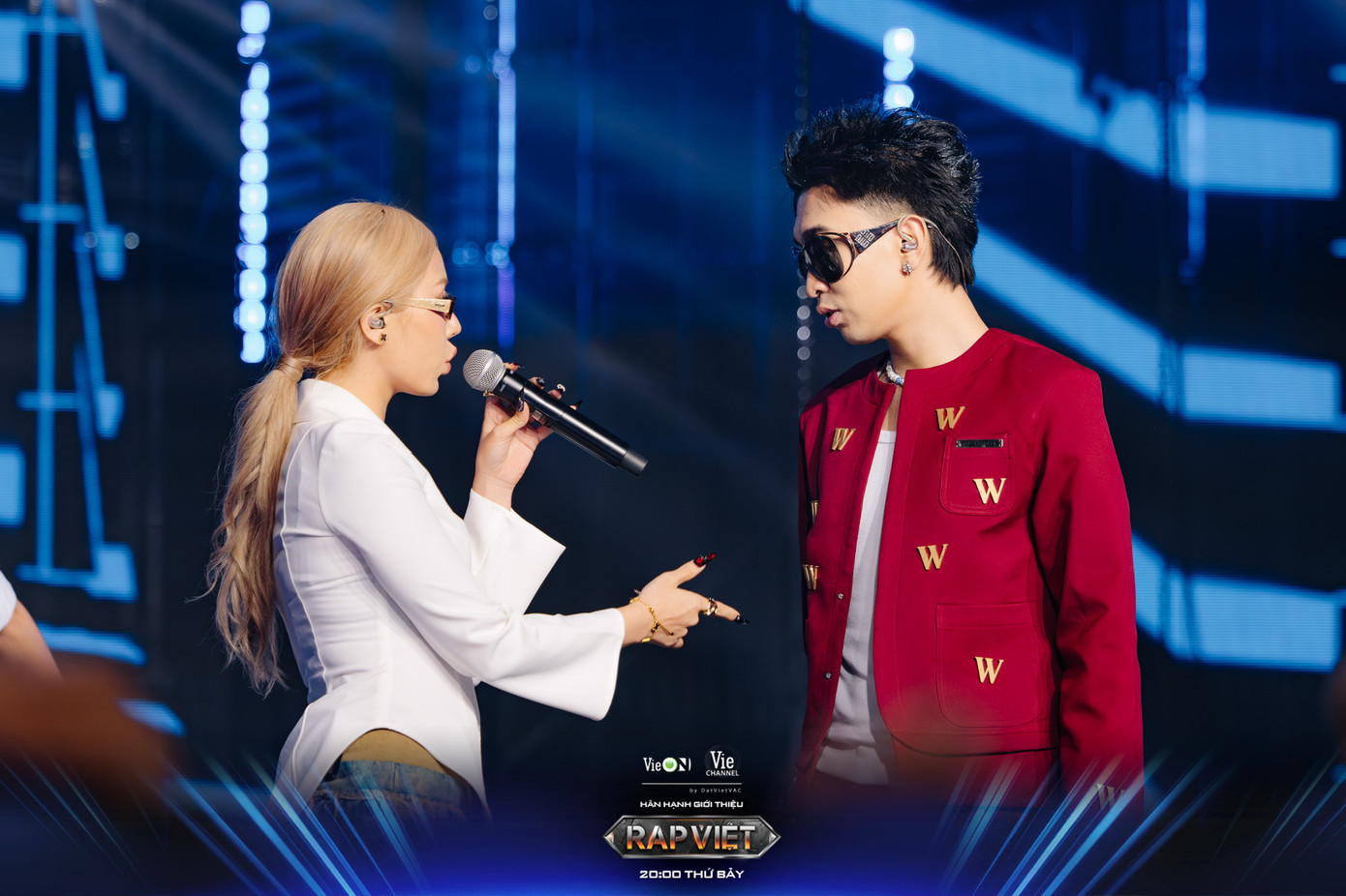 Willistic với thế mạnh lyrical của mình đã đưa câu nói trending “Anh nhắc em” vào phần trình diễn một cách mượt mà. Willistic với thế mạnh lyrical của mình đã đưa câu nói trending “Anh nhắc em” vào phần trình diễn một cách mượt mà.