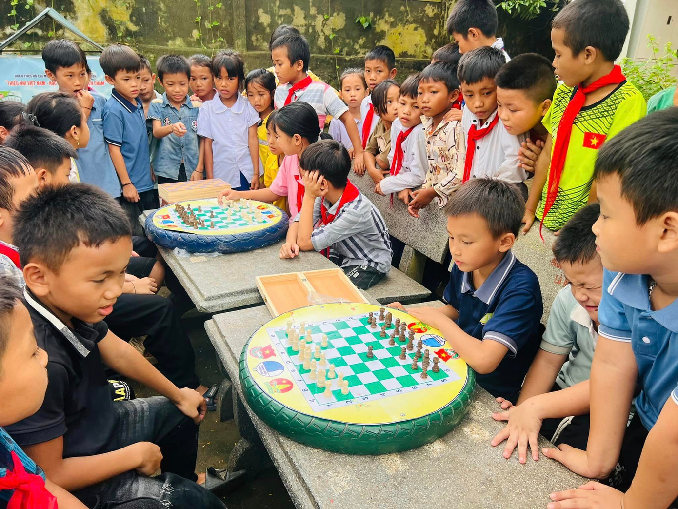 Ảnh: Huyện đoàn Kỳ Sơn Ảnh: Huyện đoàn Kỳ Sơn