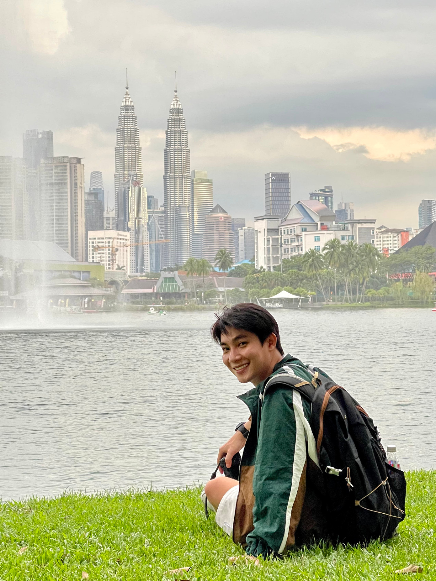 Niềm đam mê du lịch đã "chắp cánh" cho những hành trình khám phá thế giới của Nam.