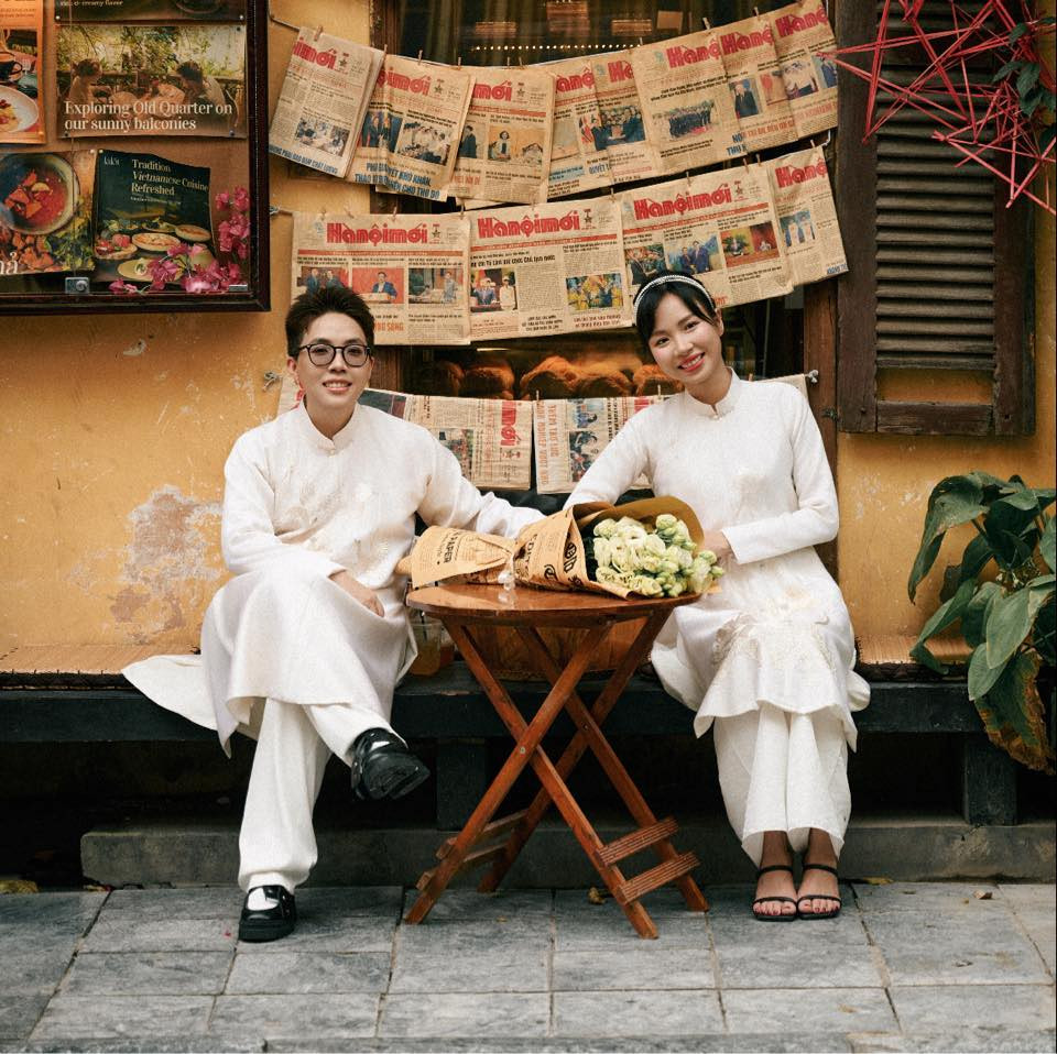 Kai Đinh và "nửa kia". Ảnh: FB Hanh Ha