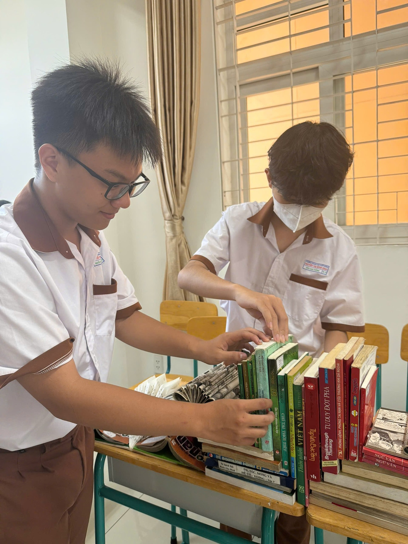 Ảnh: Đoàn Trường THPT Nguyễn Thị Minh Khai - Bình Dương Ảnh: Đoàn Trường THPT Nguyễn Thị Minh Khai - Bình Dương