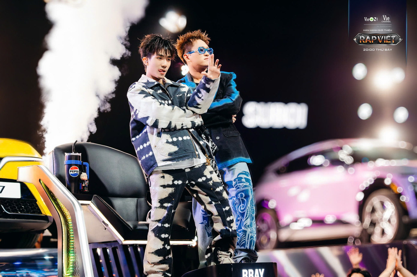 Bộ 3 giám khảo quyết định đưa CoolKid về đội HLV B Ray để nam HLV có thể phát huy tối đa khả năng của thí sinh.