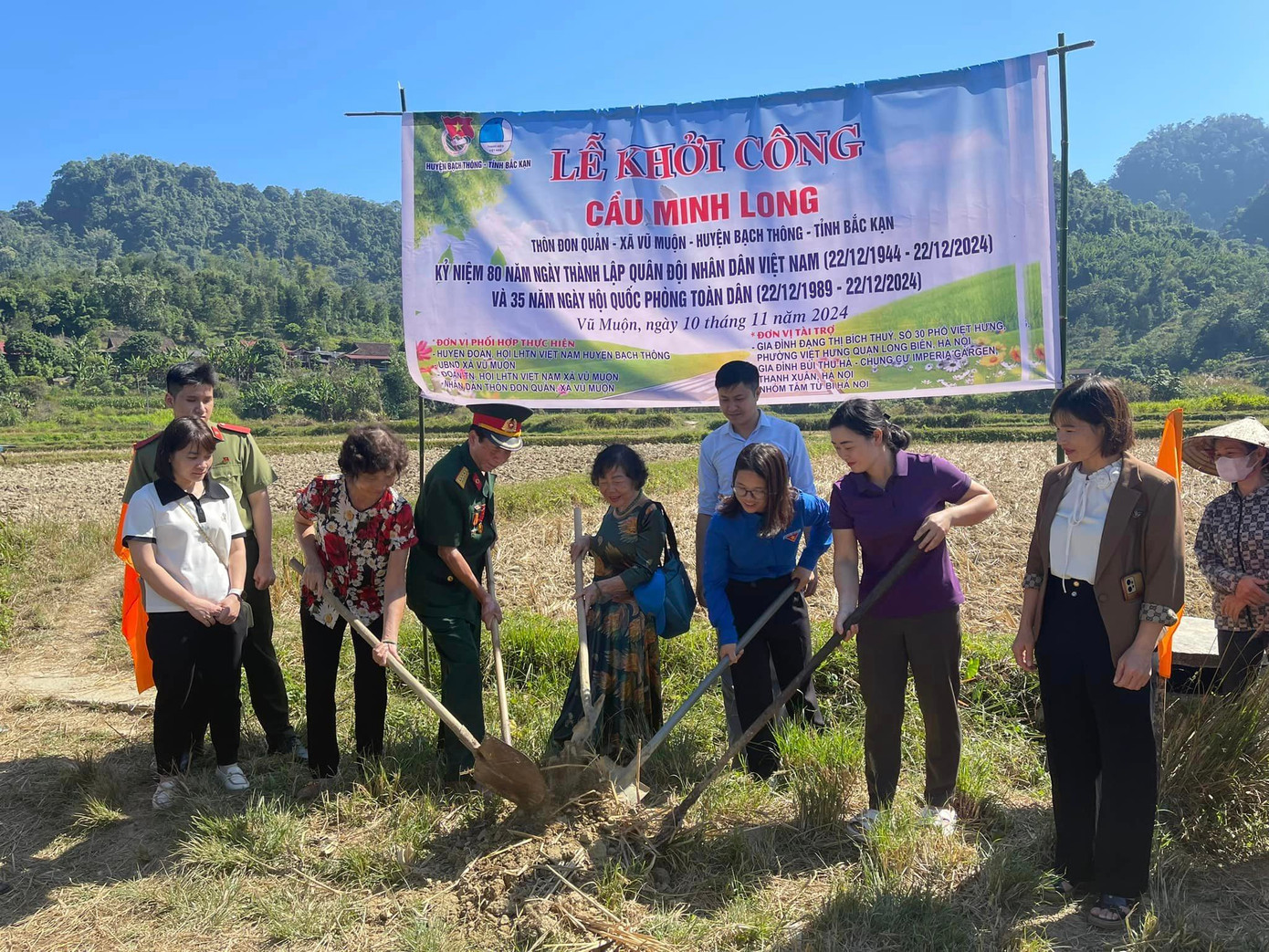 Ảnh: Tuổi trẻ Bạch Thông