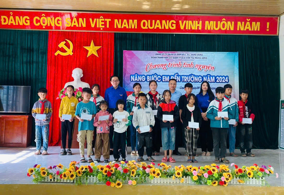 Ảnh: Tuổi trẻ Bạch Thông