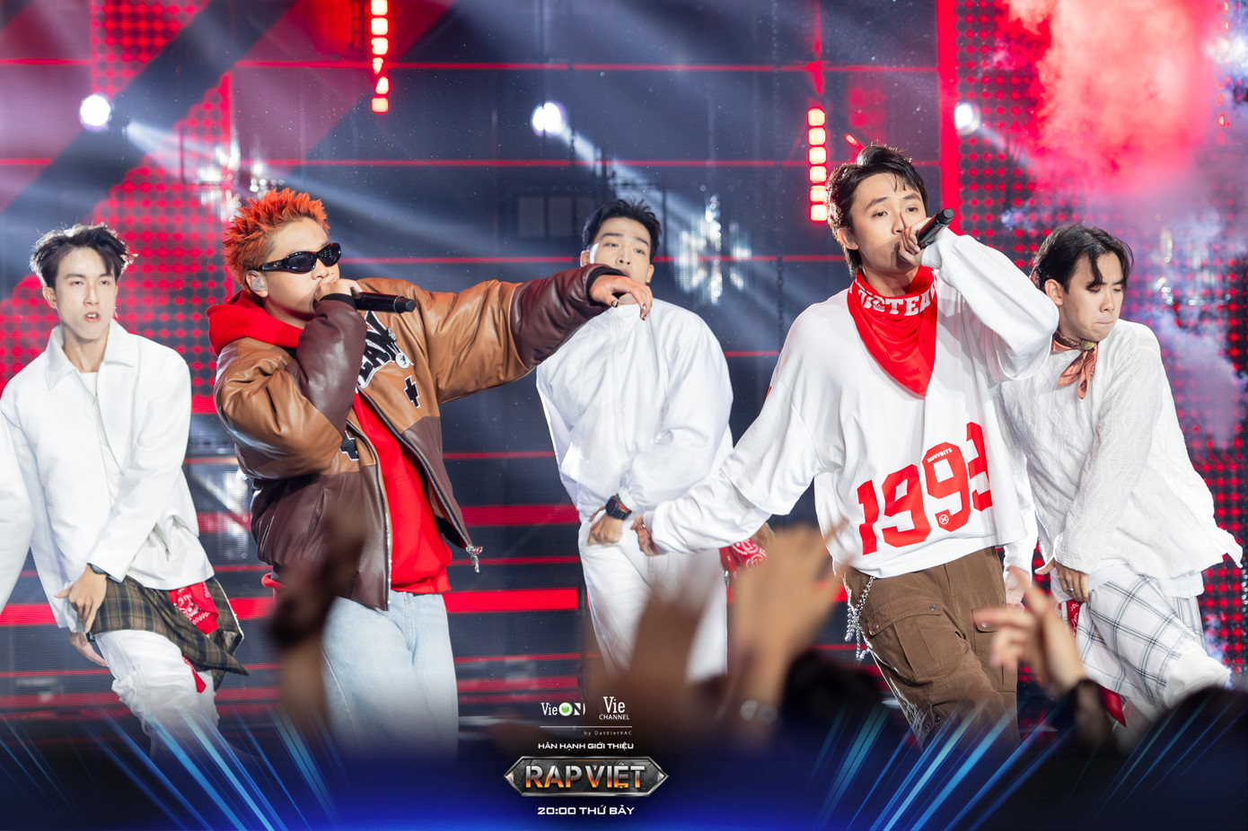 HLV Suboi bày tỏ sự yêu thích với $A Lil Van, cho rằng dù nhỏ tuổi nhưng nam thí sinh đã chinh phục sân khấu "không để lại vụn".