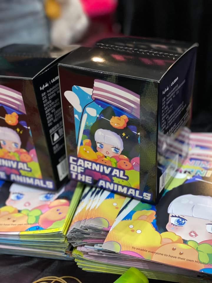 Các gian hàng trưng bày Blind Box với ê hề Baby Three khiến giới trẻ mê mẩn Ảnh: Dũng Hoàng