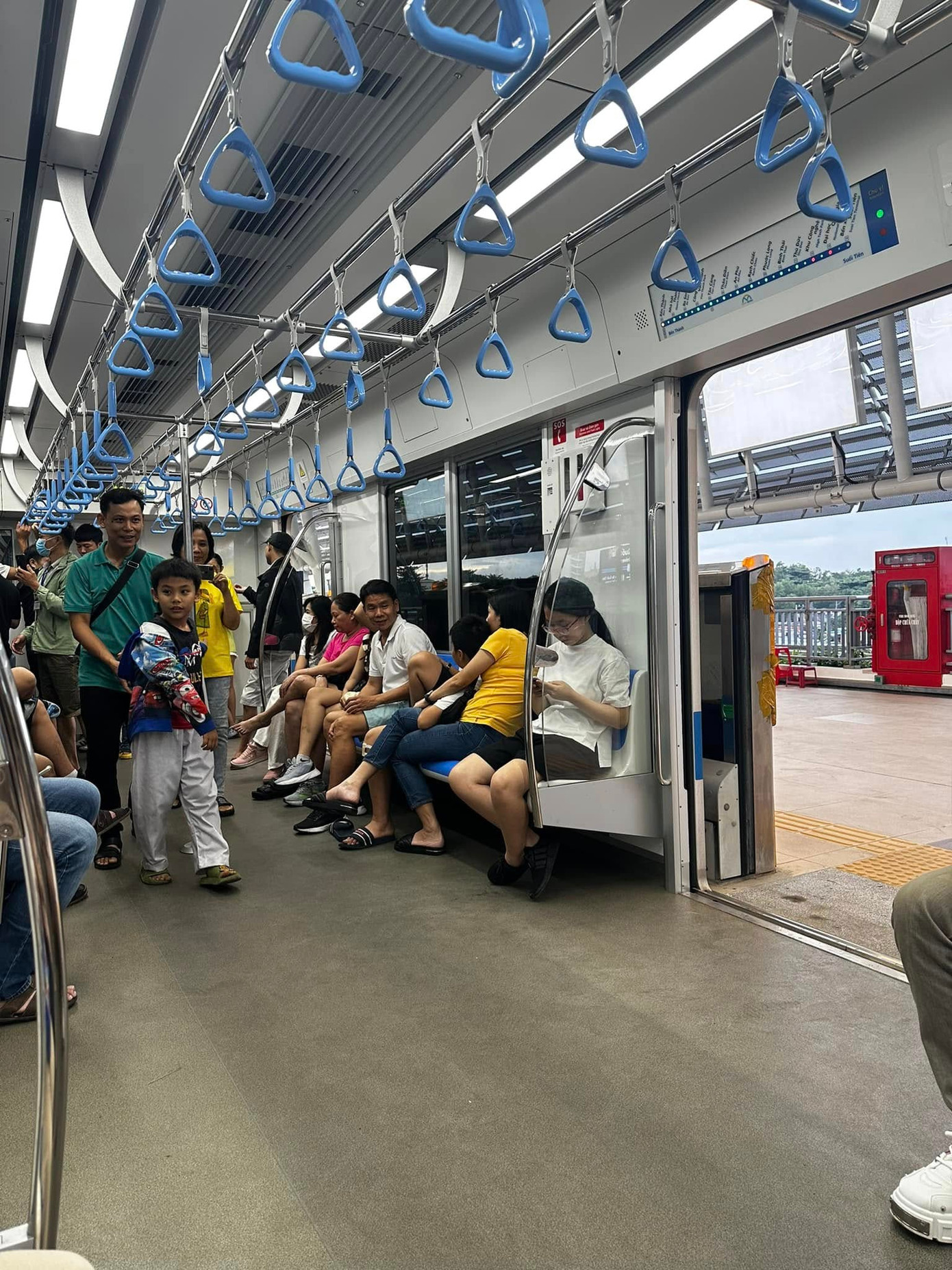 Ảnh: Vi Hoang Thanh, Phu Nguyen