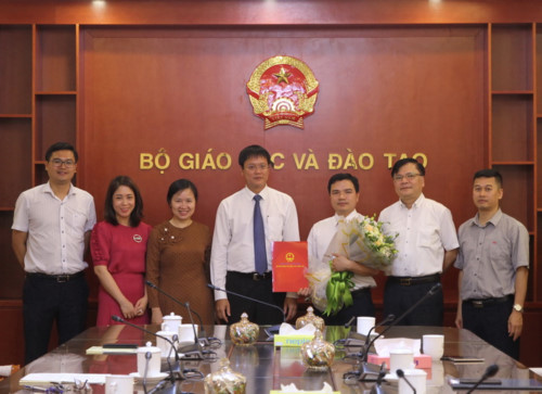 Điều động, bổ nhiệm nhân sự 5 bộ ngành ảnh 3