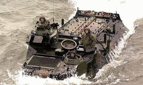 Xe đổ bộ lưỡng cư AAV -7. Xe đổ bộ lưỡng cư AAV -7