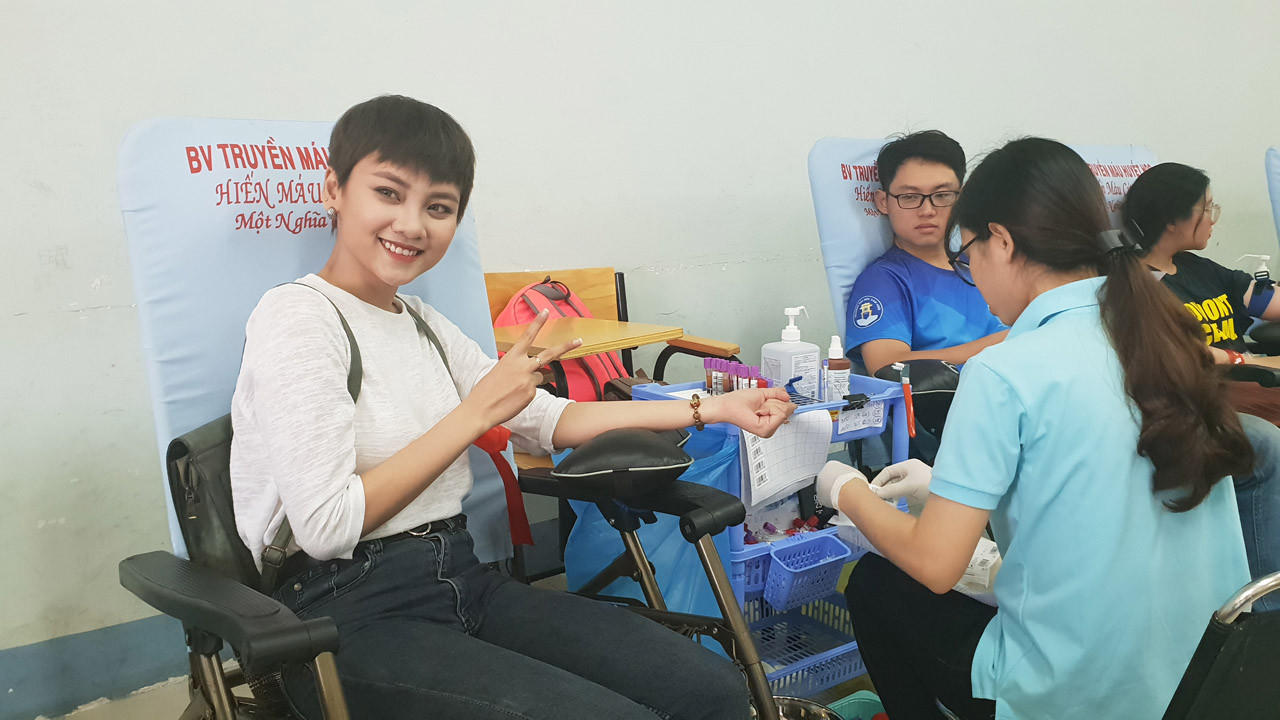 Chủ nhật Đỏ đồng loạt diễn ra ở nhiều tỉnh, thành ảnh 6