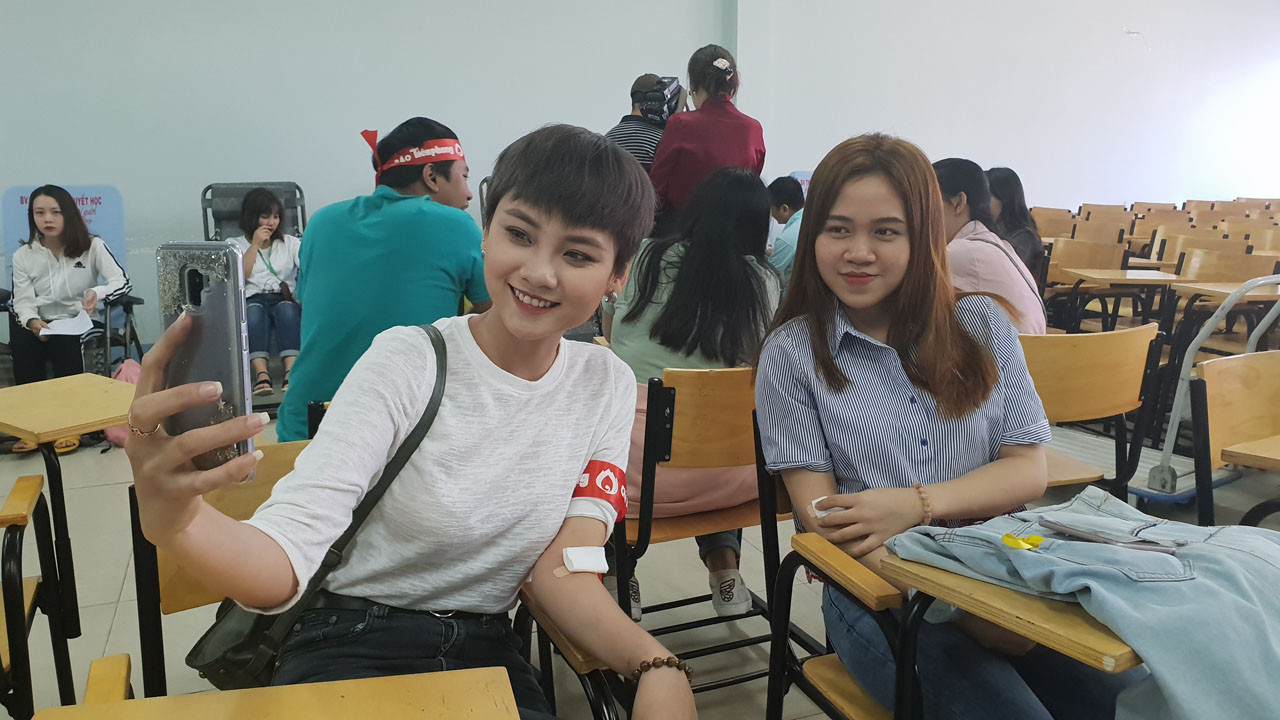 Chủ nhật Đỏ đồng loạt diễn ra ở nhiều tỉnh, thành ảnh 10