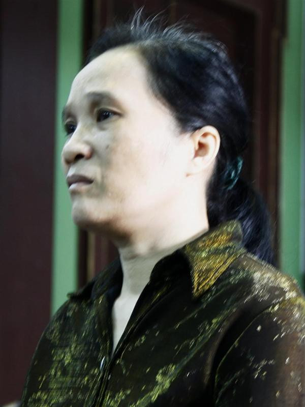 Vợ chồng Út Quyên tại phiên toà phúc thẩm ngày 3-3 - Ảnh: T.H.V Vợ chồng Út Quyên tại phiên toà phúc thẩm ngày 3-3 - Ảnh: T.H.V