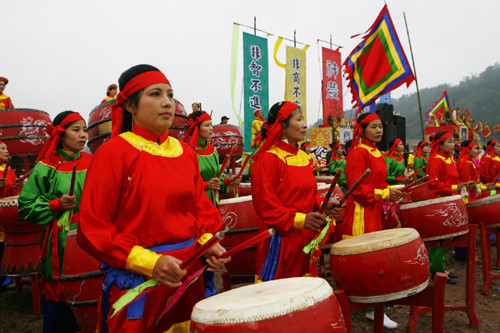 trống hội đọi Tam rền vang mừng lễ hội