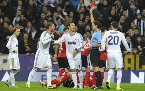 Đã có 8 lần Real bị đuổi người từ đầu năm 2013