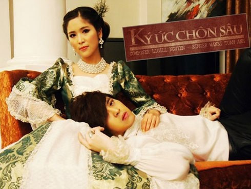 Ngày 11/10/2012, quản lý của Wanbi Tuấn Anh chia sẻ rằng không có kế hoạch tung MV 