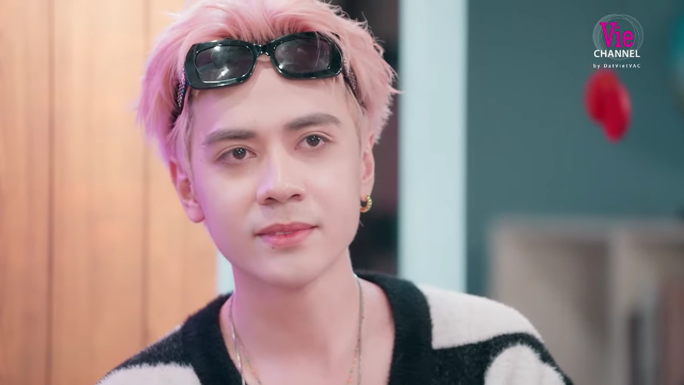 Quang Hùng MasterD choáng váng sau khi nghe thuật ngữ &quot;hôn chặt&quot; từ Negav.