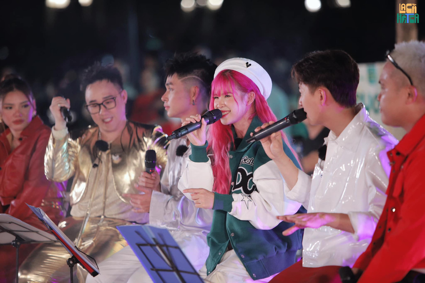 Khởi My đi hát trở lại sau 6 năm vì nhớ nghề. Khởi My đi hát trở lại sau 6 năm vì nhớ nghề.