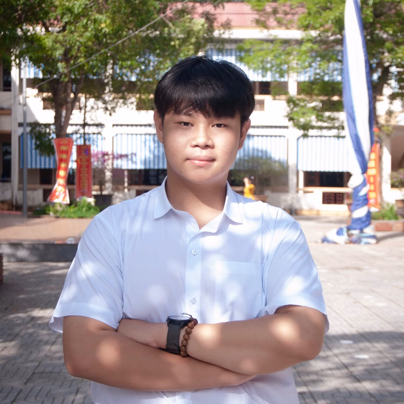 Hồ Trọng Hóa - chủ nhiệm dự án "Nuôi Mai" với mong muốn giúp các trẻ em nghèo đồng bào Bru-Vân Kiều có một tương lai tươi sáng hơn khi biết được con chữ.