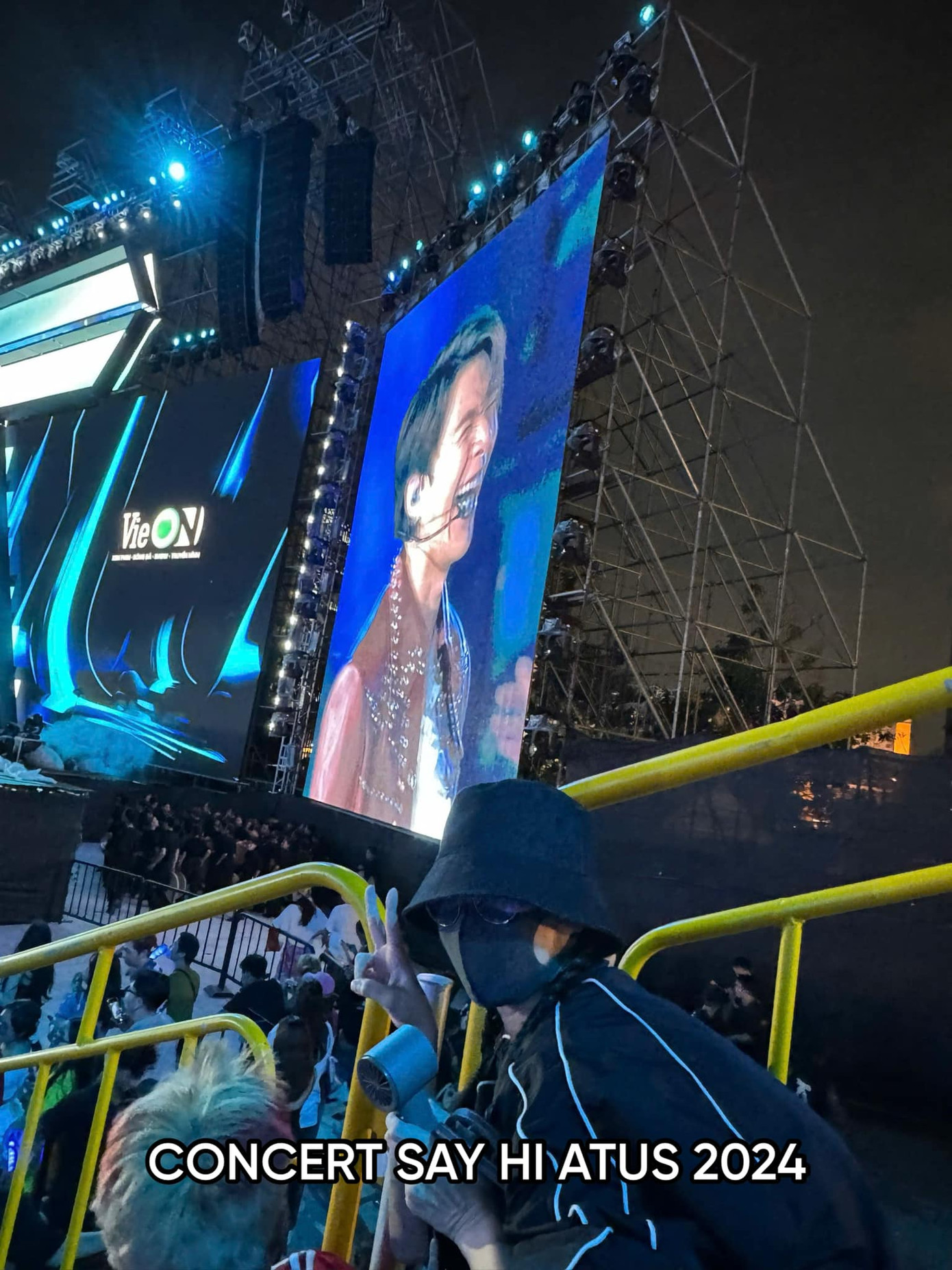 Bức ảnh &quot;dìm&quot; chồng của Diệu Nhi nhận về &quot;bão haha&quot;.