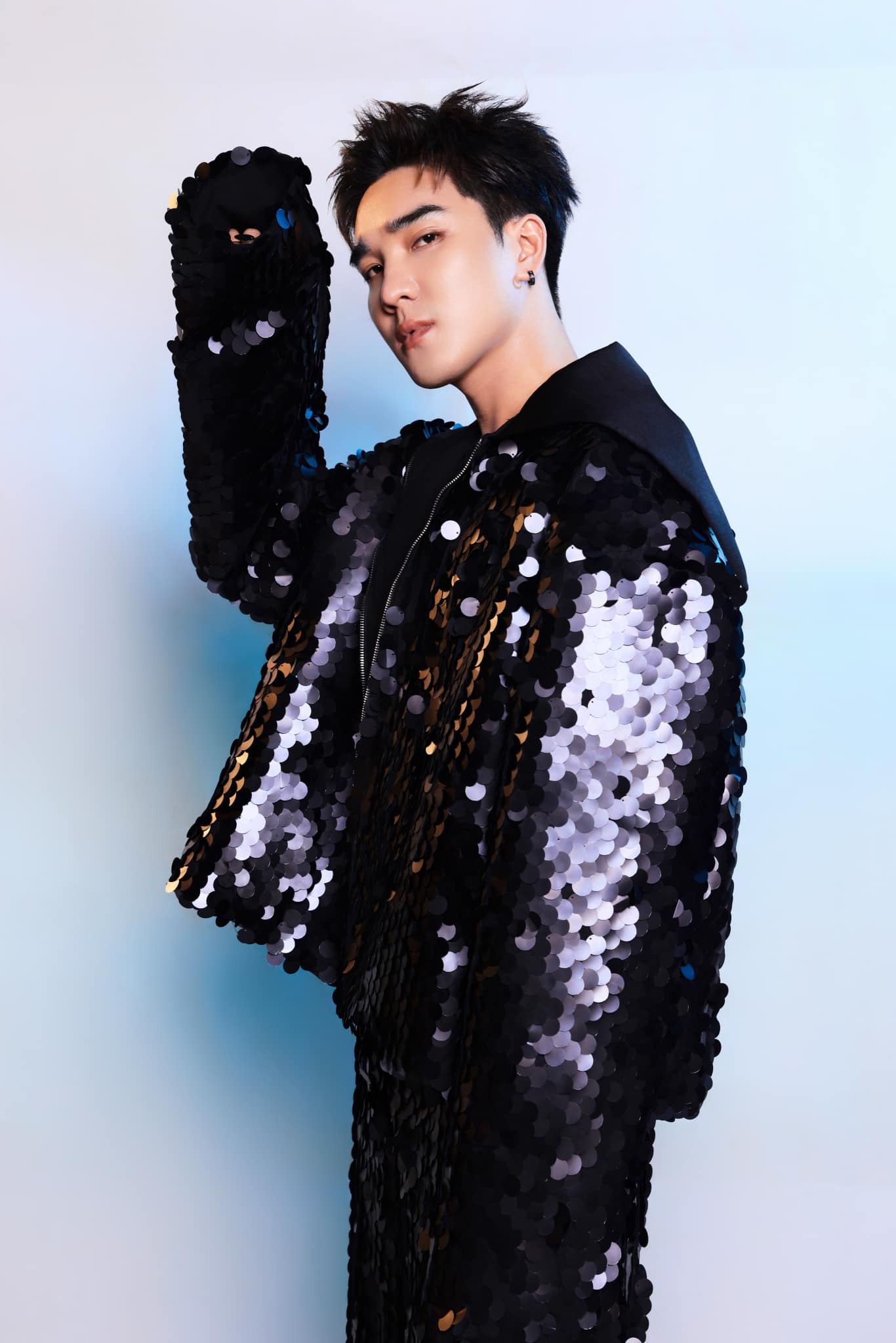 Không chỉ rap, hot boy OgeNus còn có khả năng hát. Sự kết hợp ăn ý của OgeNus và Anh Tú trong khúc Nàng, Anh Không Cố Ý nhận về nhiều phản hồi tích cực. Không chỉ rap, hot boy OgeNus còn có khả năng hát. Sự kết hợp ăn ý của OgeNus và Anh Tú trong khúc Nàng, Anh Không Cố Ý nhận về nhiều phản hồi tích cực.