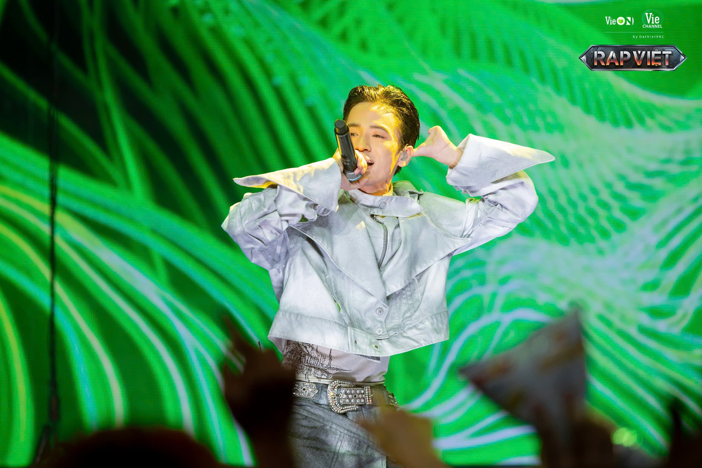 Anh chàng khiến B Ray phải dùng Khóa Vàng để &quot;cấm chat&quot; Big Daddy.