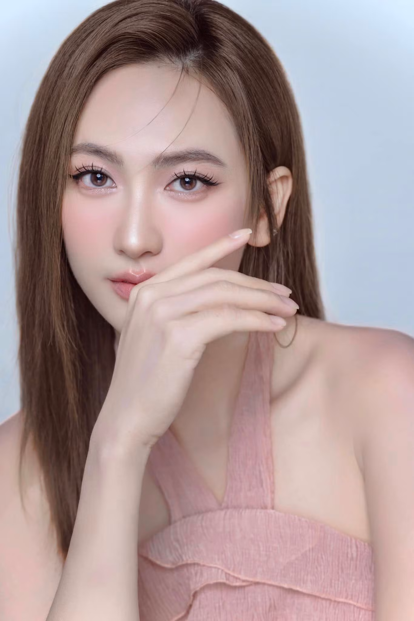 Thành công của Nhắm Mắt Thấy Mùa Hè, Chàng Vợ Của Em, Tro Tàn Rực Rỡ, Mai giúp nữ diễn viên giành giải Nữ diễn viên chính xuất sắc nhất tại các lễ trao giải phim điện ảnh.