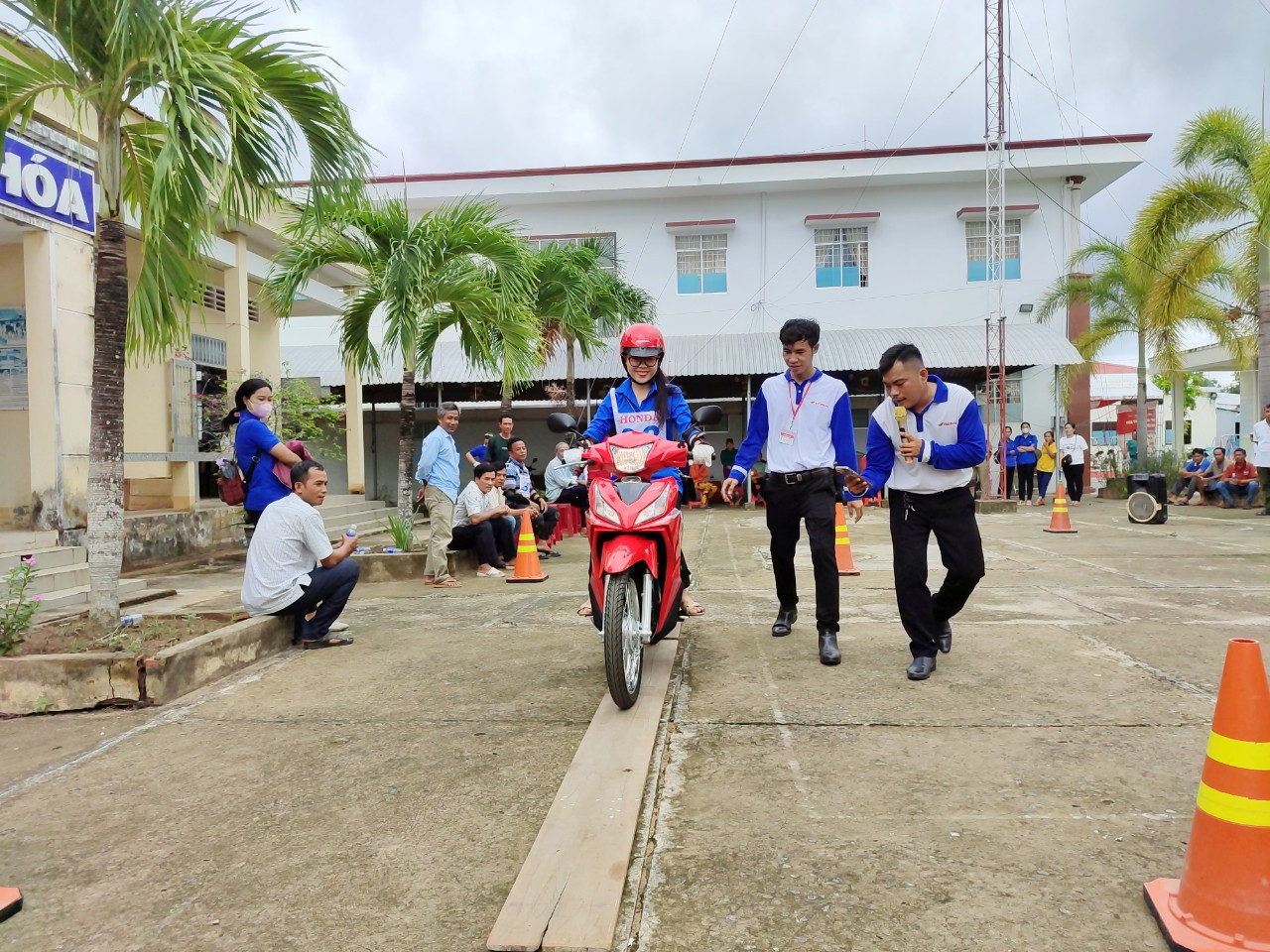 Ảnh: Huyện Đoàn Trà Cú Ảnh: Huyện Đoàn Trà Cú