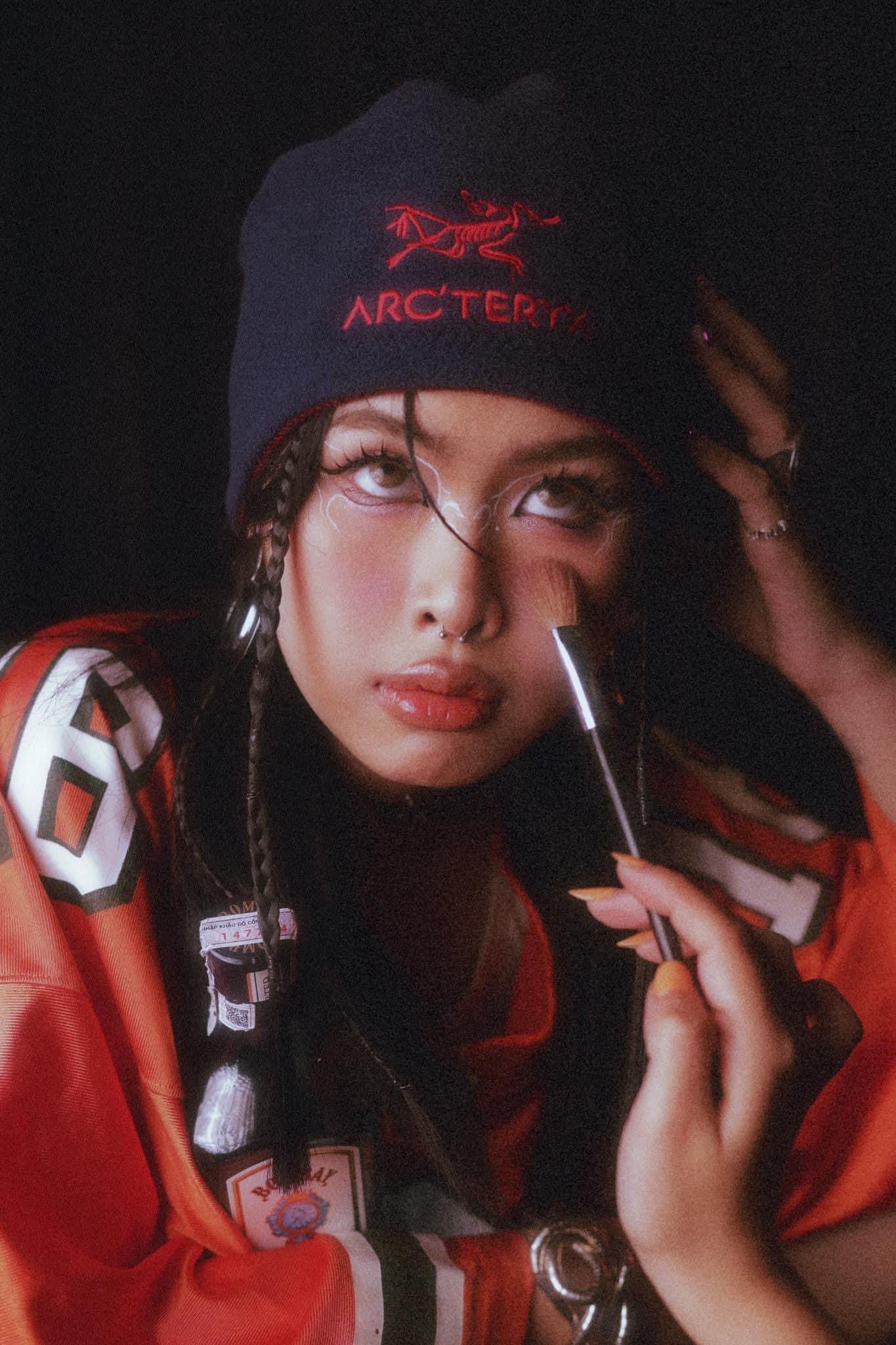 Năm 2024 dự đoán là năm của 52Hz khi những tháng đầu năm cô liên tục "ghi tên mình" trong những show diễn lớn. Năm 2024 dự đoán là năm của 52Hz khi những tháng đầu năm cô liên tục "ghi tên mình" trong những show diễn lớn.