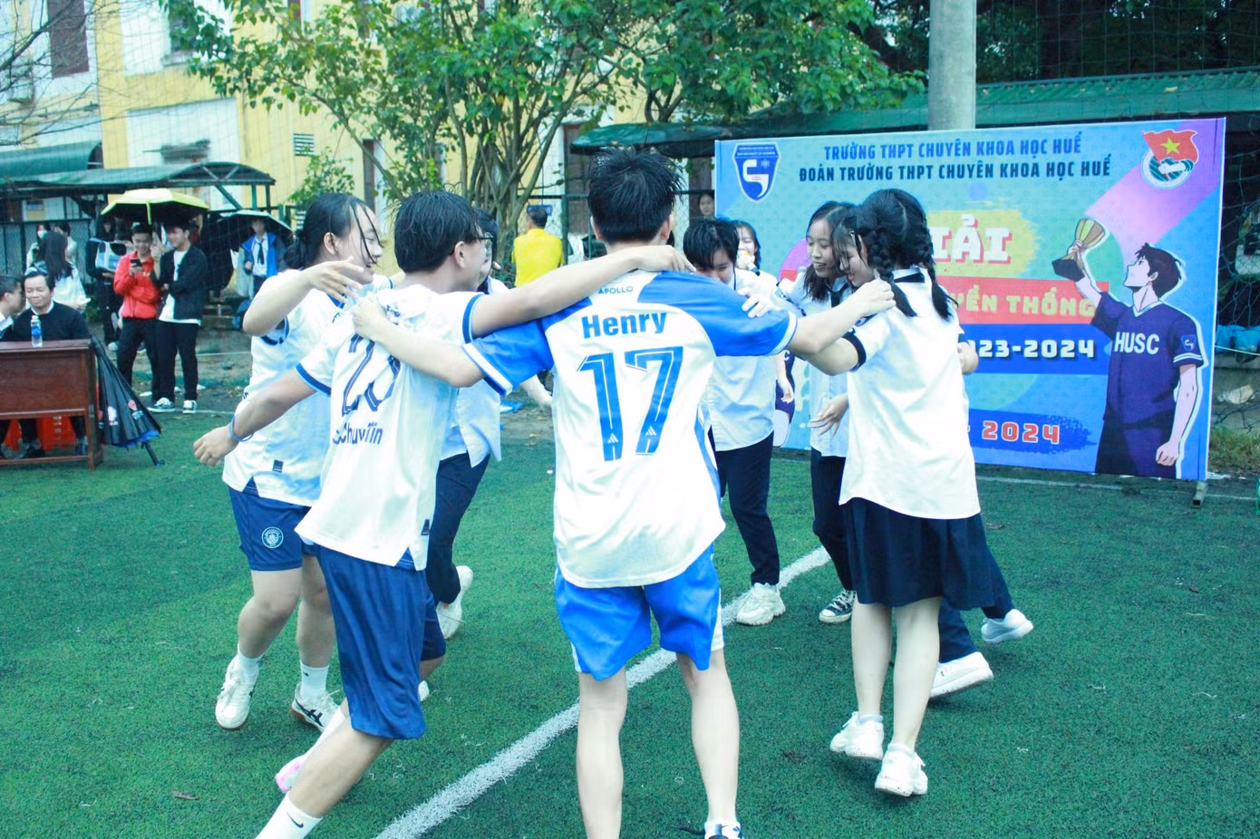 Những giải đấu truyền thống của trường cũng thường xuyên được tổ chức. Ảnh: Fanpage trường THPT chuyên Khoa học Huế