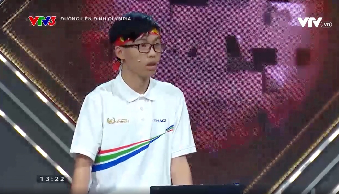 Anh chàng đưa ra câu trả lời đầy tự tin và chắc chắn. Anh chàng đưa ra câu trả lời đầy tự tin và chắc chắn.