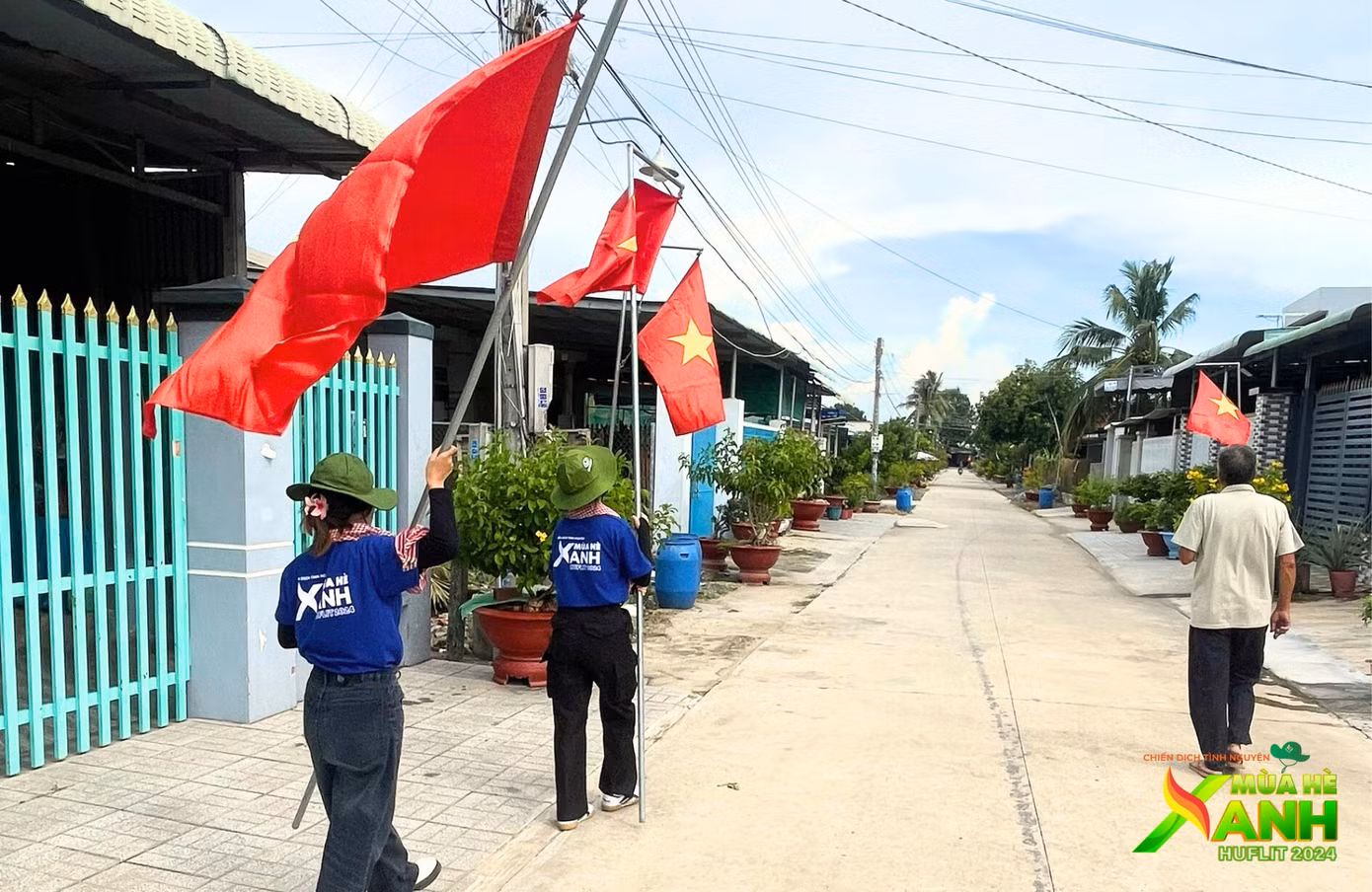 Xuyên suốt các hoạt động, các HUFLIT-ers đã tham gia với tinh thần nhiệt huyết và năng nổ, góp phần lan tỏa tinh thần xung kích tình nguyện đến cộng đồng.