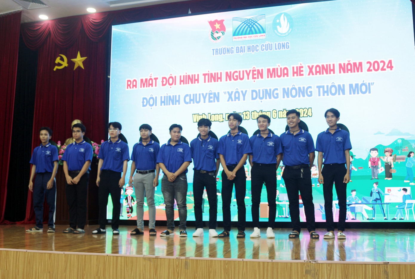 Đại học Cửu Long là một trong những đơn vị phát động mạnh mẽ phong trào Chiến dịch tình nguyện hè. Ảnh: Trường Đại học Cửu Long Đại học Cửu Long là một trong những đơn vị phát động mạnh mẽ phong trào Chiến dịch tình nguyện hè. Ảnh: Trường Đại học Cửu Long