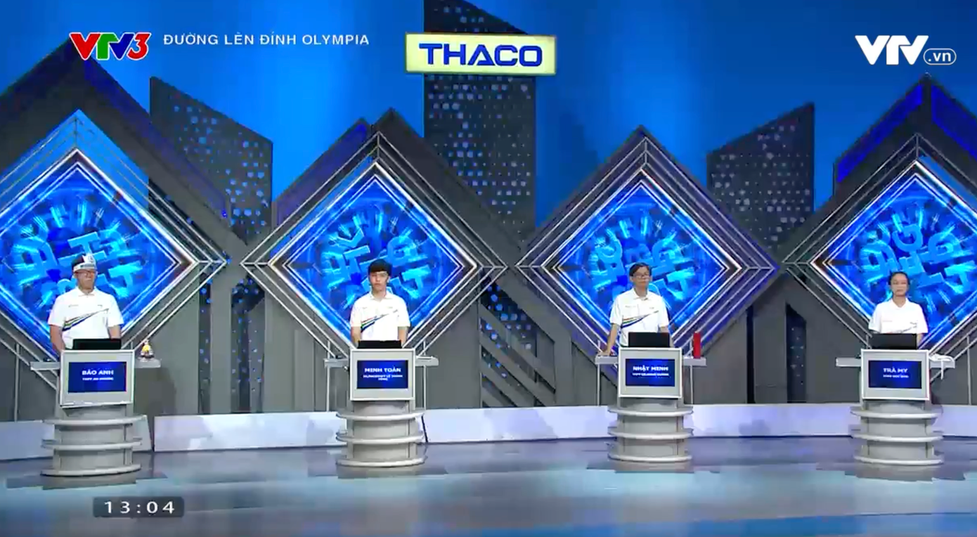 Trận tranh tài hấp dẫn giữa bốn thí sinh xuất sắc.