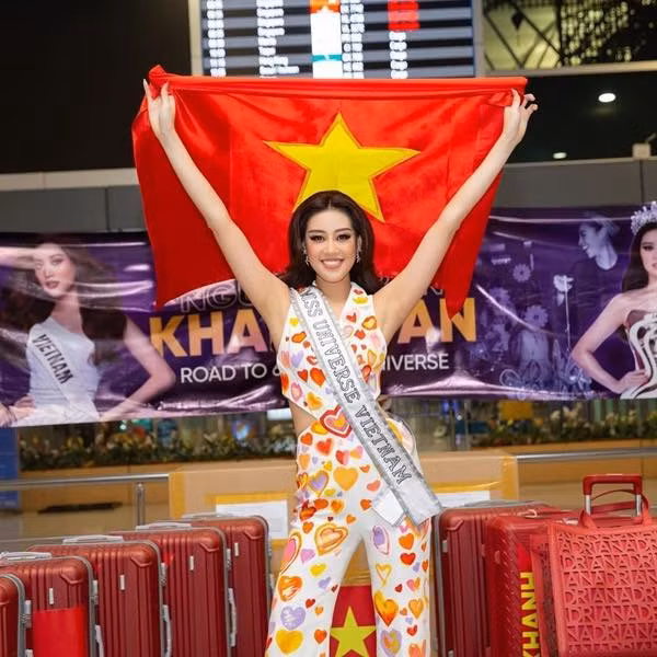 Khánh Vân từng đại diện Việt Nam tham gia đấu trường quốc tế.