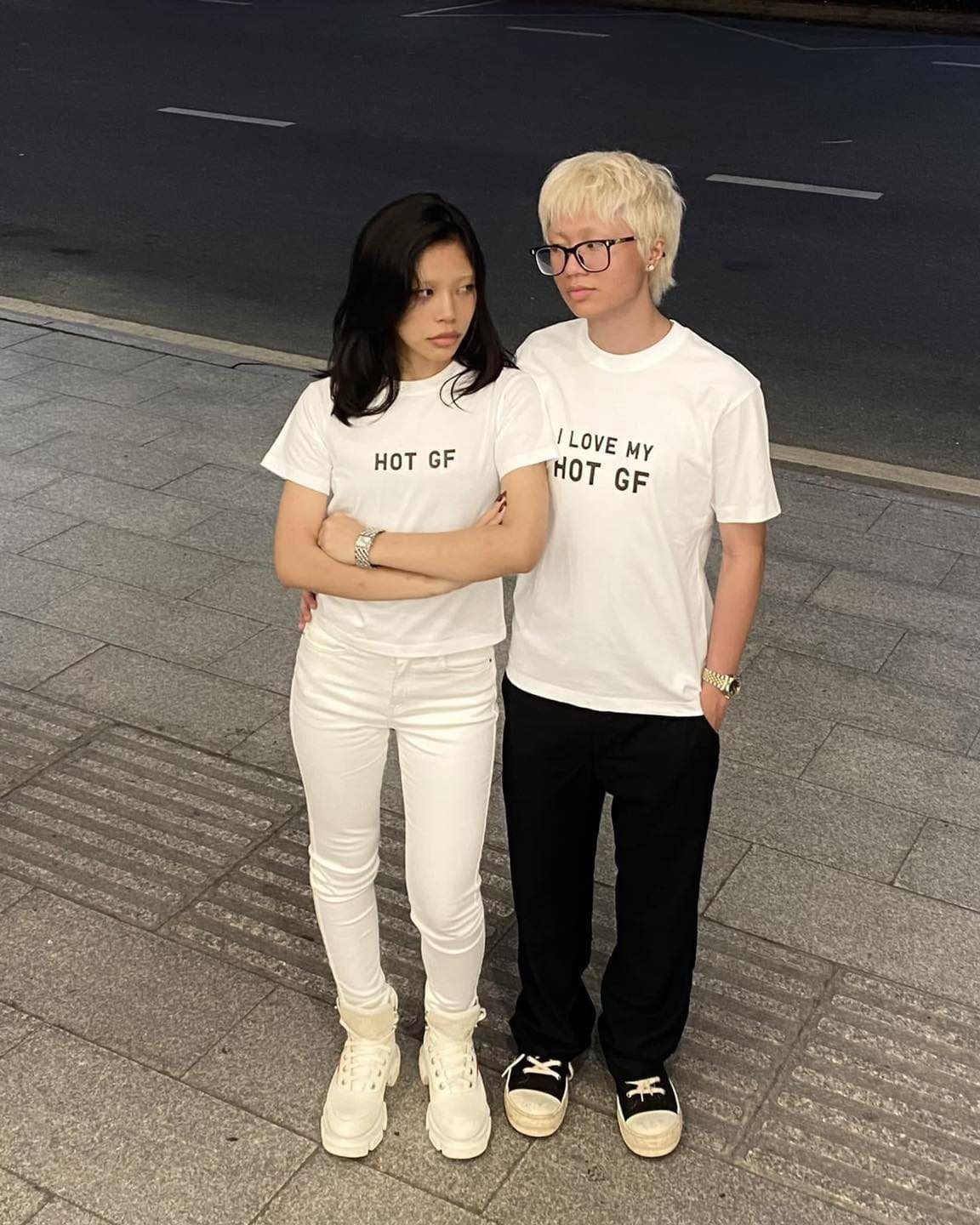 Obito từng tức giận, lên tiếng đáp trả những lời bàn tán về ngoại hình của người yêu. Obito từng tức giận, lên tiếng đáp trả những lời bàn tán về ngoại hình của người yêu.