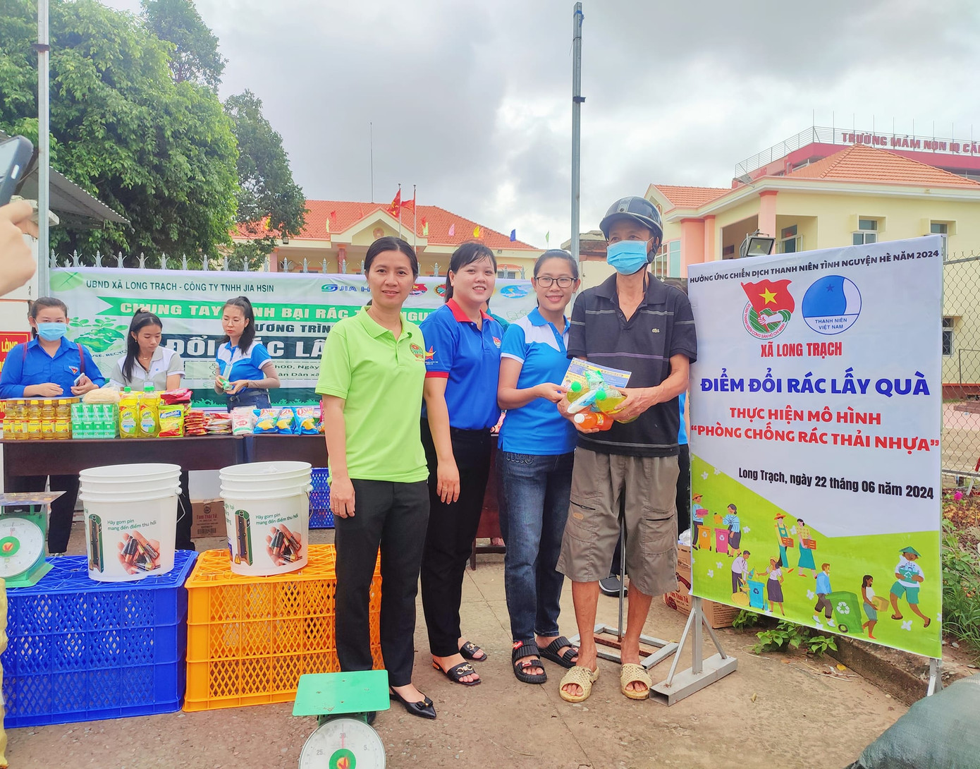 Ảnh: Tuổi Trẻ Long Trạch Ảnh: Tuổi Trẻ Long Trạch