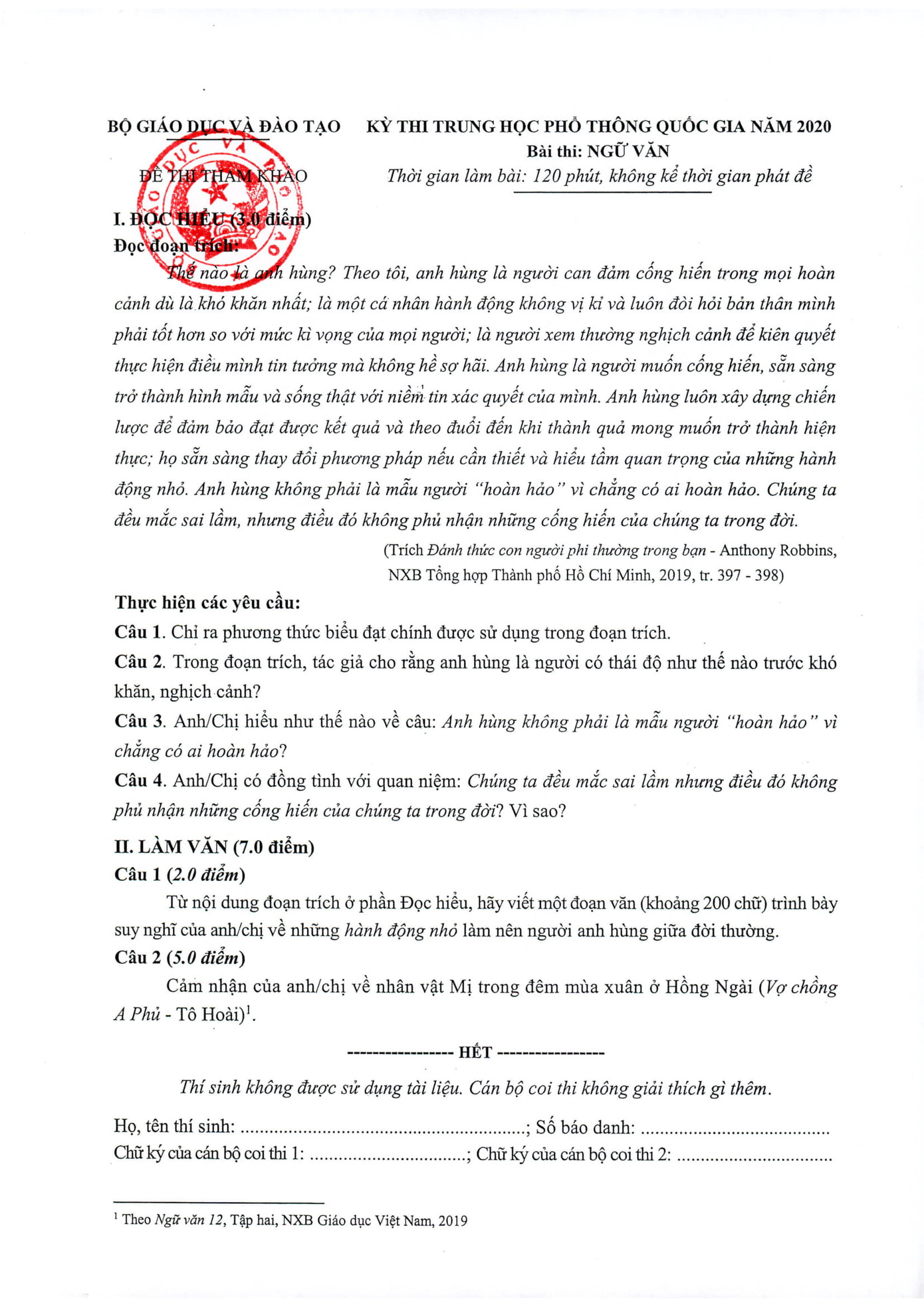 Đề minh họa đợt 1 (trái) và đề minh họa đợt 2 (phải). Đề minh họa đợt 1 (trái) và đề minh họa đợt 2 (phải).