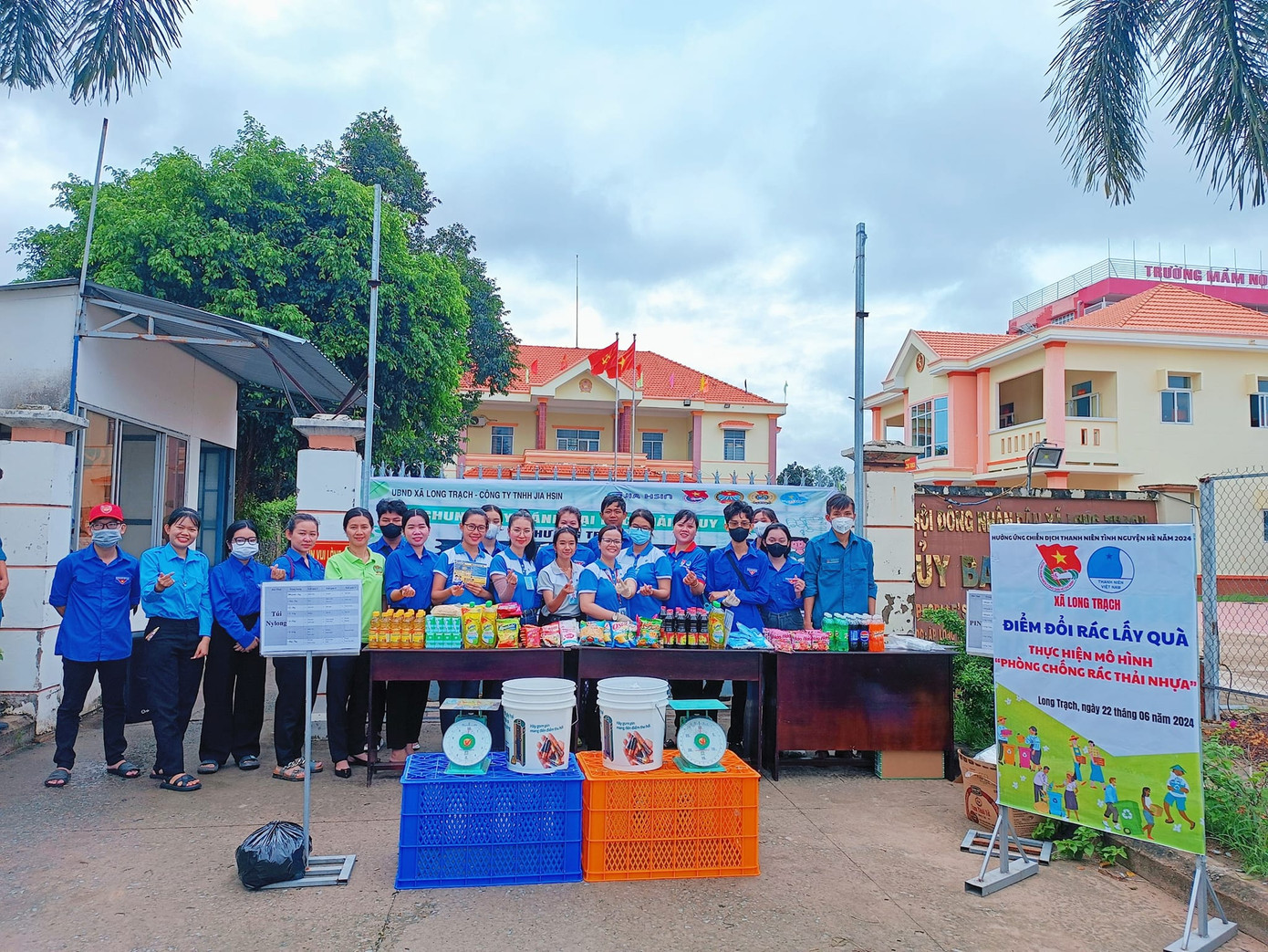 Ảnh: Tuổi Trẻ Long Trạch Ảnh: Tuổi Trẻ Long Trạch