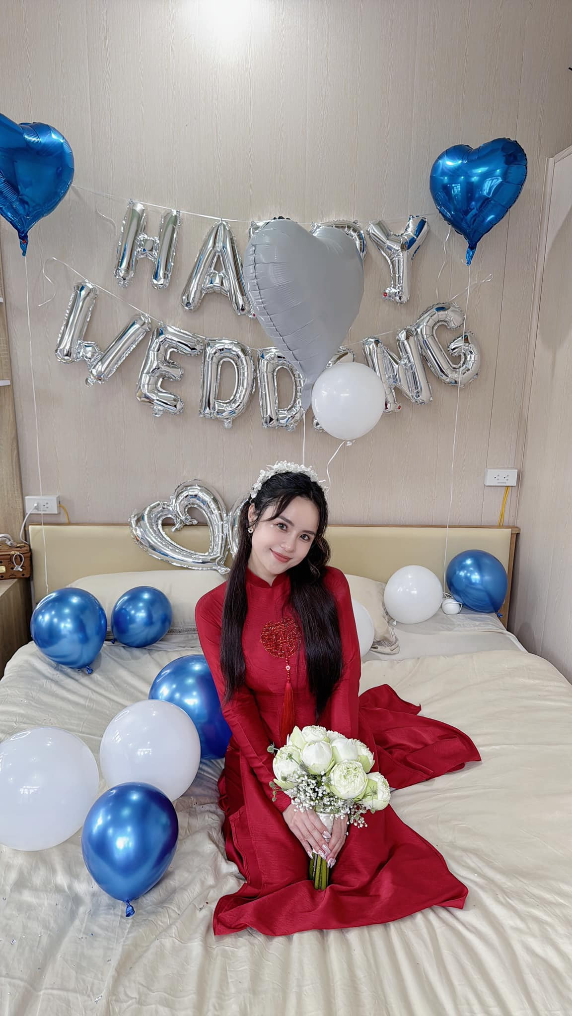 Căn phòng mẹ chồng chuẩn bị cho đôi vợ chồng son trong ngày ăn hỏi. Căn phòng mẹ chồng chuẩn bị cho đôi vợ chồng son trong ngày ăn hỏi.