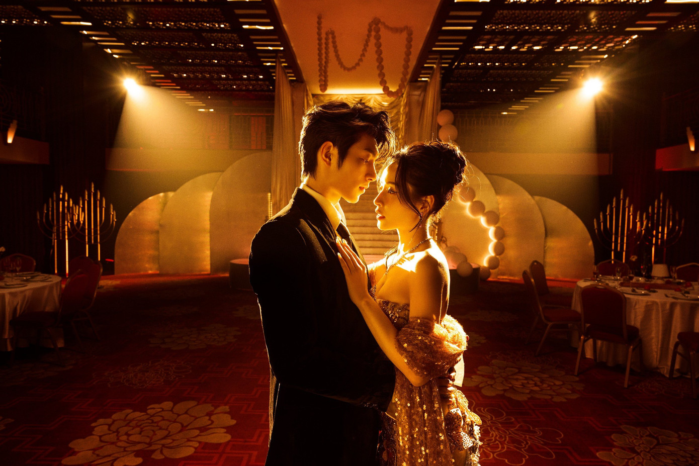 Hình ảnh trong MV lần này của Chi Pu được đánh giá là hợp thị hiếu khán giả xứ Trung. Hình ảnh trong MV lần này của Chi Pu được đánh giá là hợp thị hiếu khán giả xứ Trung.